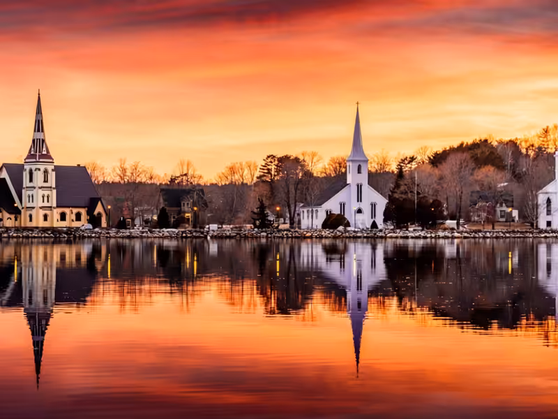 Mahone Bay town